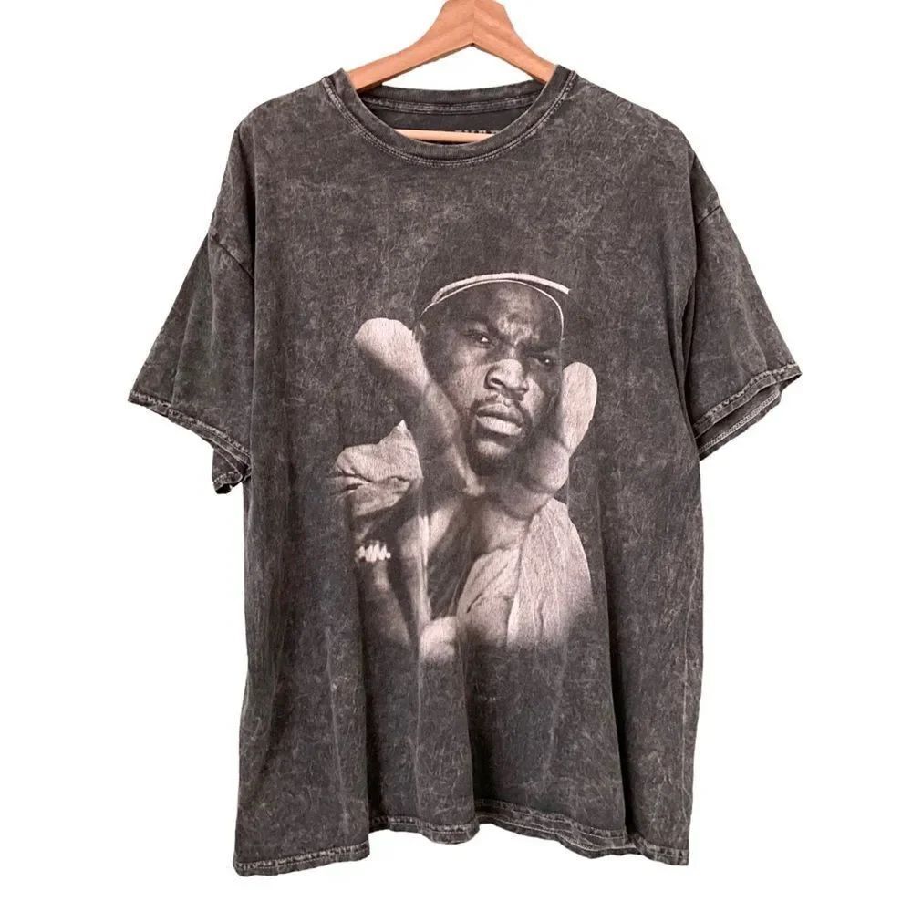 Ice Cube Graphic Tee Crewneck Short Sleeve in Size XL